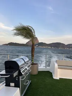 Réveillon - Catamarã até 65 pessoas 3