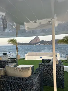 Réveillon - Catamarã até 65 pessoas 4